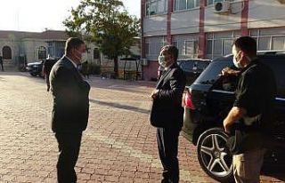 Vali Şahin, Gercüş Kaymakamı Sinanoğlu ile bir...