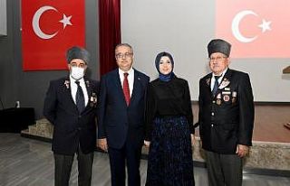 Vali Su ve eşi Zeliha Su, gaziler ve aileleriyle...