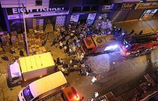 Van’da büyük yangın, evler boşaltıldı, esnaf...