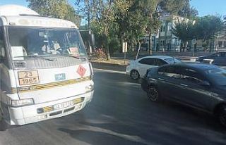 Yakıt tankeri ile otomobil çarpıştı: 1 yaralı