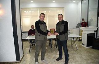 Yangınlarla mücadele eden orman personeline ödül