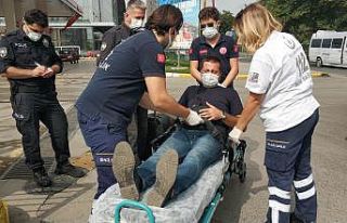 Yayaya çarpan otomobil yoluna devam ederken kaza...