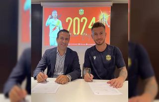 Yeni Malatyaspor Adem Büyük ile sözleşme uzattı