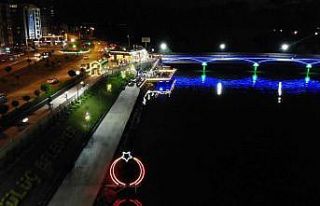 Yenilenen Gülüç sahili cazibe merkezi oldu