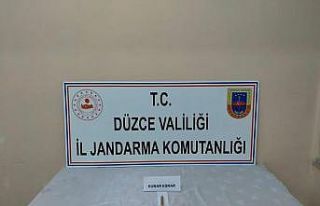 Yol uygulamasında durdurulan araçlardan uyuşturucu...