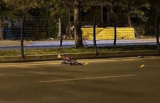 Yola çıkan bisikletli çocuğu kurtarmak isterken...