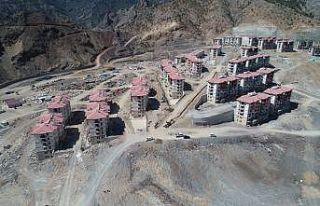 Yusufeli ilçe merkezinin taşınacağı yeni yerinde...