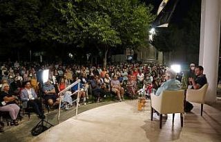 Zülfü Livaneli edebiyatseverlerle buluştu