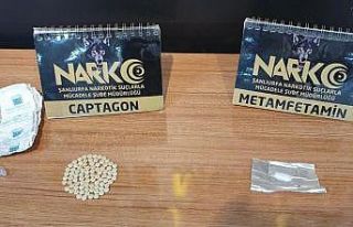 104 kilo esrarın ele geçirildiği operasyonda 7...