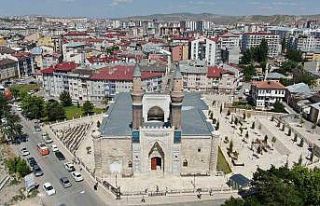 750 yıllık medresede yeniden eğitim verilecek