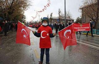 7’den 70’e yağmur altında Cumhuriyet Bayramını...