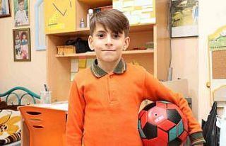 8 yaşındaki Mehmet Can’ın ’forma’ hayali