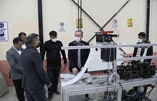 Ağrı Milli Eğitim Müdürü Kökrek, lisede üretilen...