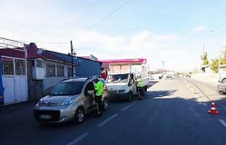 Ağrı’da kural ihlali yapan sürücülere 183 bin...