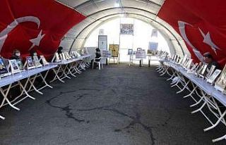 Ailelerin PKK ve HDP’ye karşı direnişi ilk günkü...