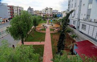 Akdeniz’de parklar yenileniyor
