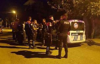 Alacak verecek kavgasını polis ayırdı