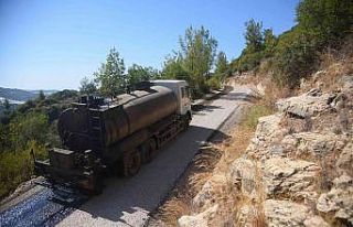 Alanya Belediyesinden iki mahalleye asfalt çalışması