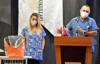 Aliağa Belediyesi ekipleri öğrencilere hayvan sevgisini...