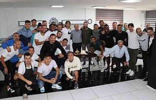 Altay’dan 100’ler kulübü
