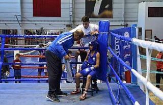 Altındağlı boksörler madalya avcısı