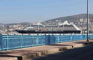 Amerikalı zenginleri taşıyan ‘Azamara Journey’...