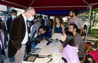 Anadolu Üniversitesi’nde Öğrenci Kulüpleri Şenliği...