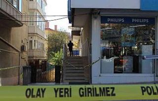 Ankara’da bir emekli astsubay eşini vurup ardından...