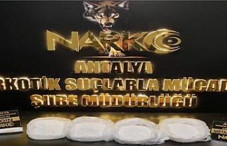 Antalya Havalimanı’nda 4 kilogram metamfetamin...