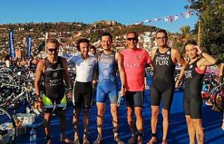 Antalyaspor, Triatlona 8 sporcu ile katıldı