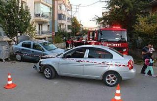 Ara sokakta meydana gelen kazada 1 kişi ağır yaralandı