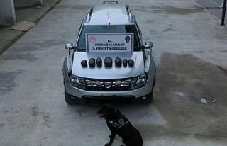 Aracın dış kısmına gizlemiş kilolarca uyuşturucu...