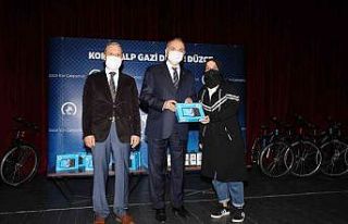 Aşı kampanyasının ödülleri sahiplerini buldu