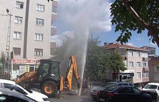 Ataşehir’de İSKİ çalışması sırasında boru...
