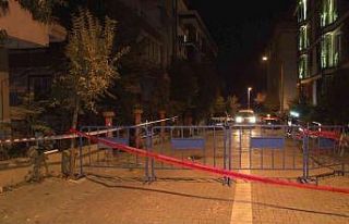 Avcılar’da bir apartman dairesinin balkonu çöktü,...