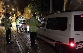 Aydın’da trafik ekipleri kural tanımaz şoförlere...