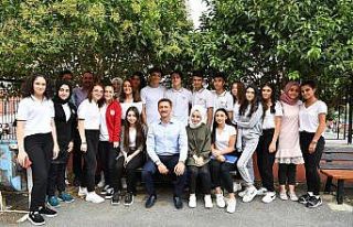 Bahçelievler’de gençlere kampüs harçlığı