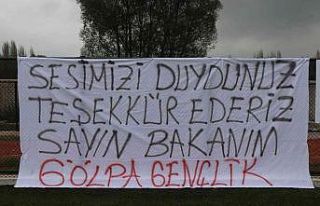 Bakan Dönmez’e teşekkür pankartı