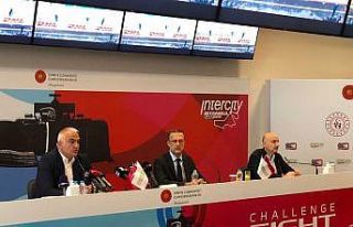 Bakan Ersoy ile Bakan İsmailoğlu, Formula 1 öncesi...