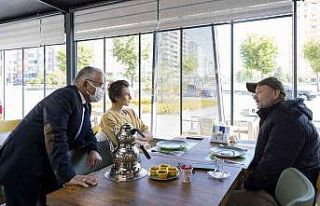 Başkan Büyükkılıç’tan Glutensiz Kafe’ye...