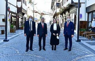 Başkan Çınar, Doğan’ı kültür evlerinde ağırladı