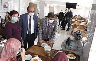 Başkan Çöl: “Öğrencilerin hayatlarını kolaylaştırmak...