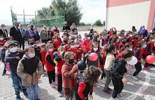 Başkan Çolakbayrakdar öğrencilerle bir araya geldi