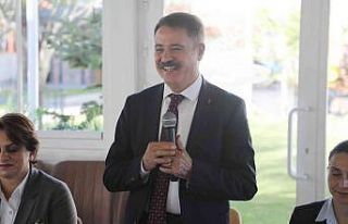 Başkan Deveci’den muhtarlara: “Dayanışmayı...