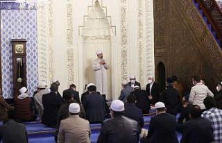 Başkan Erbaş: “Camiler, şehirlerimizin kalbidir”