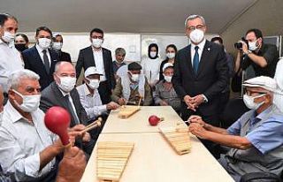 Başkan Güngör: "Ulu çınarlarımız sosyal...