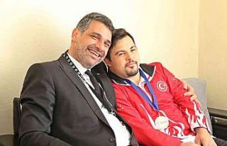 Başkan Kocaman, şampiyon sporcu ile buluştu