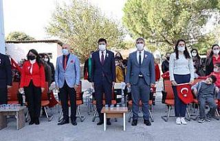 Başkan Özcan Cumhuriyet’in 98.yılını kutladı