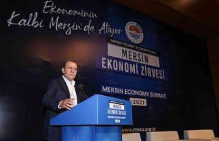 Başkan Seçer, Mersin Ekonomi Zirvesine katıldı