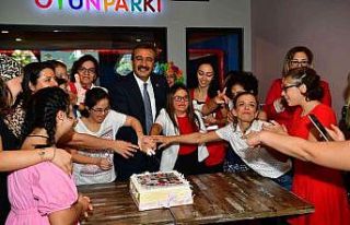 Başkan Soner Çetin özel çocuklarla kahvaltıda...
